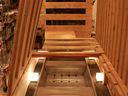 DETAIL 05